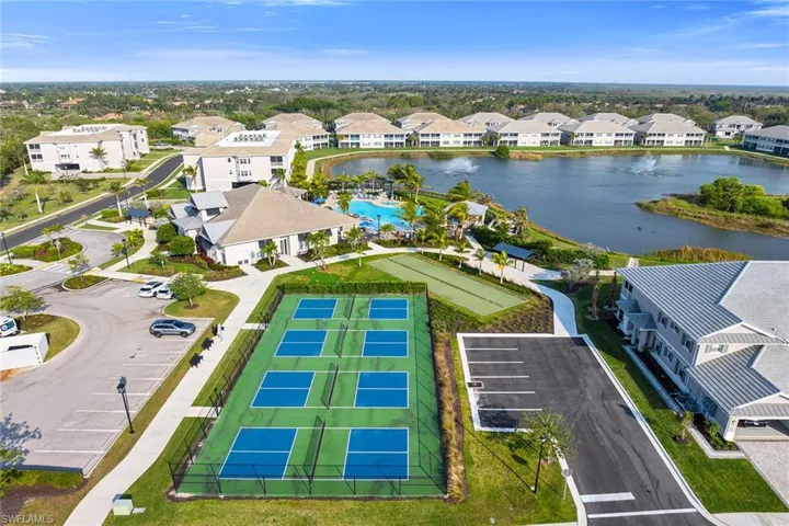 233 Indies Dr E 201, Naples, Florida 34114