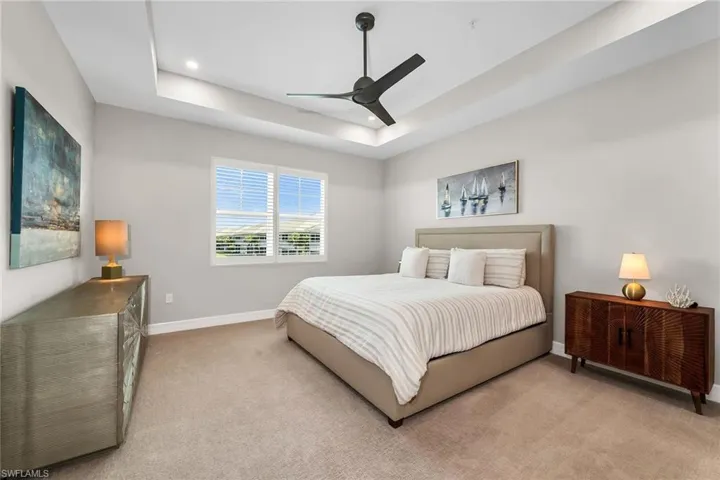 233 Indies Dr E 201, Naples, Florida 34114