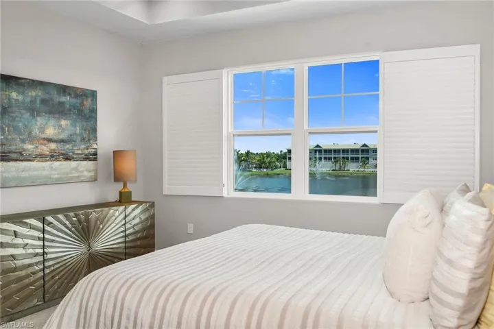 233 Indies Dr E 201, Naples, Florida 34114