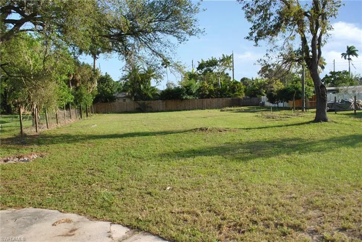 2950 Mccann St, Fort Myers Fl 33901