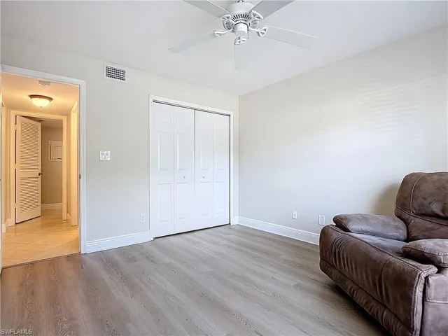 729  Landover  CT, Naples, FL 34104