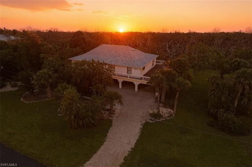 1674 Bunting LN, Sanibel, FL 33957,225058805