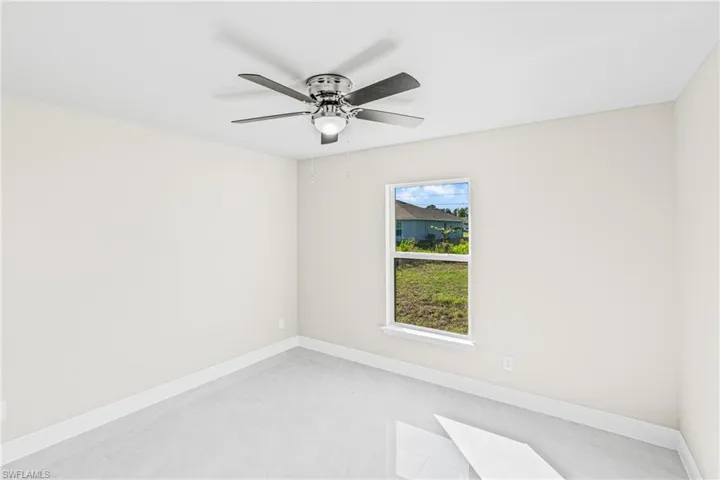 180 Peerless St, Lehigh Acres, Florida 33974