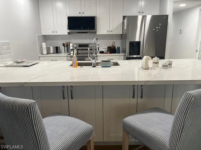 EXTRA CABINETS IN THE ISLAND