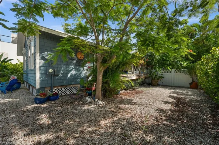 105 Hilo St, Naples, Florida 34113