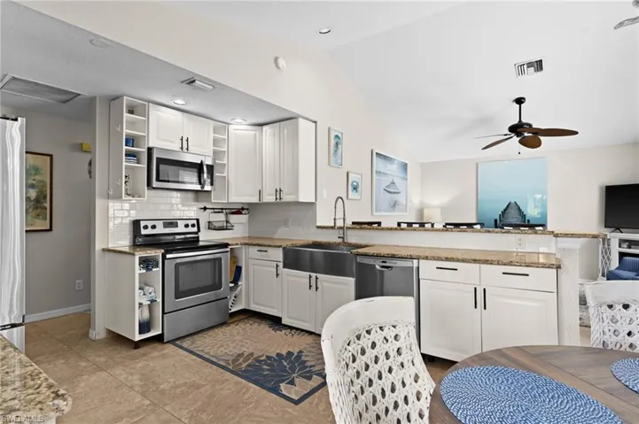 105 Hilo St, Naples, Florida 34113