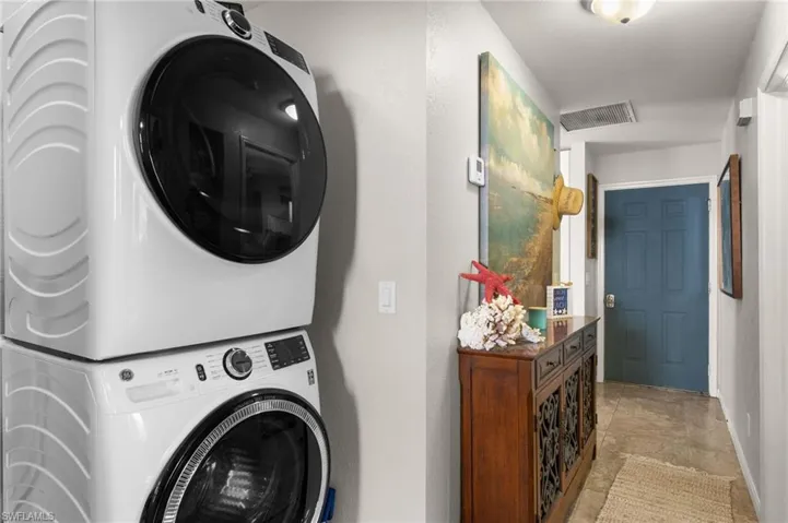 105 Hilo St, Naples, Florida 34113