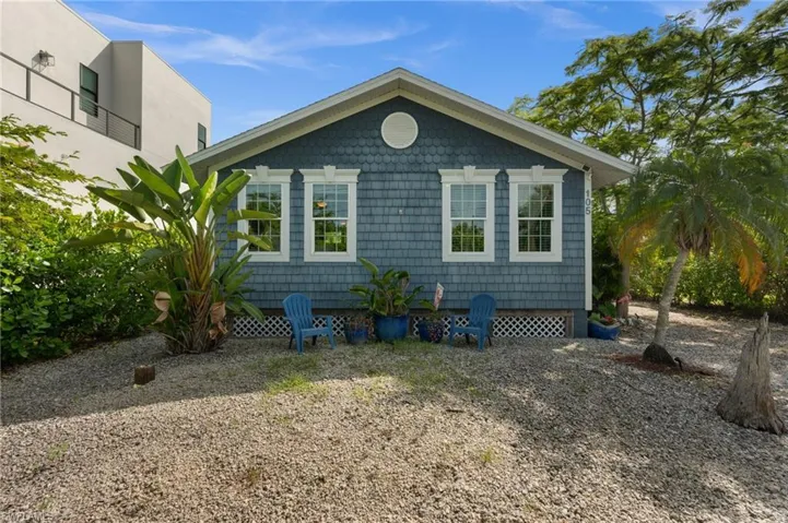 105 Hilo St, Naples, Florida 34113