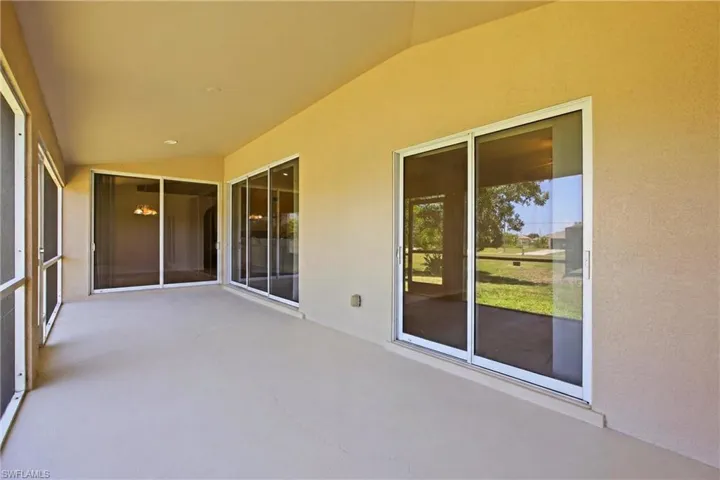 2600 Sw 1st St, Cape Coral, Florida 33991