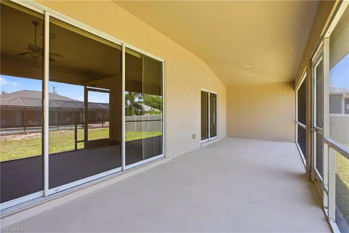 2600 Sw 1st St, Cape Coral, Florida 33991