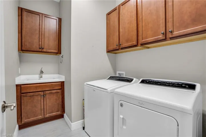 11546  Onyx  CIR, Fort Myers, FL 33913