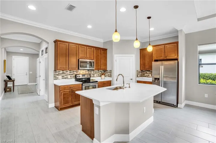11546  Onyx  CIR, Fort Myers, FL 33913