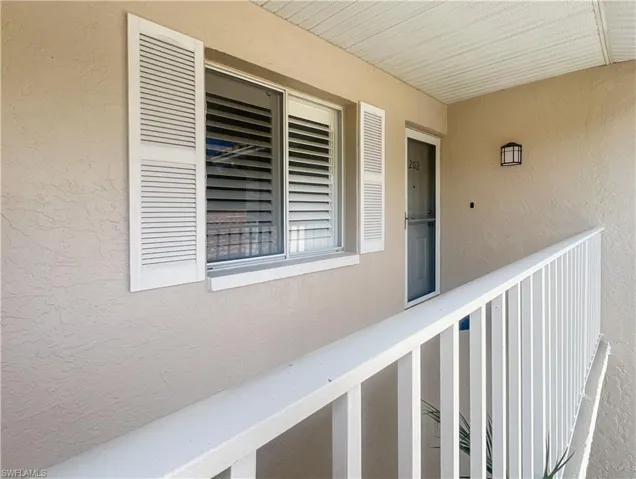 5908  Cranbrook  WAY, Naples, FL 34112