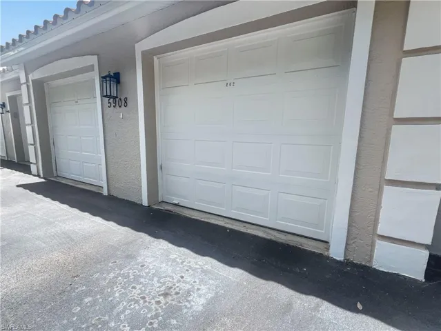 5908  Cranbrook  WAY, Naples, FL 34112