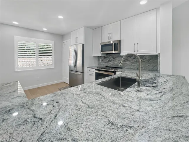 5908  Cranbrook  WAY, Naples, FL 34112