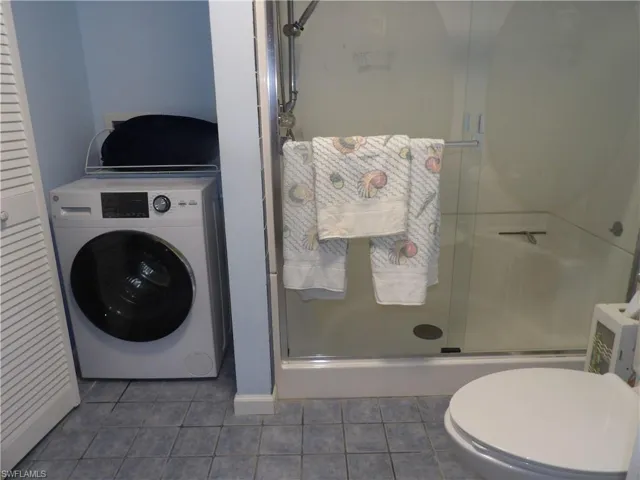 242 Shrub Ln N, North Fort Myers, Florida 33917