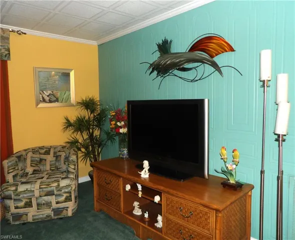 242 Shrub Ln N, North Fort Myers, Florida 33917