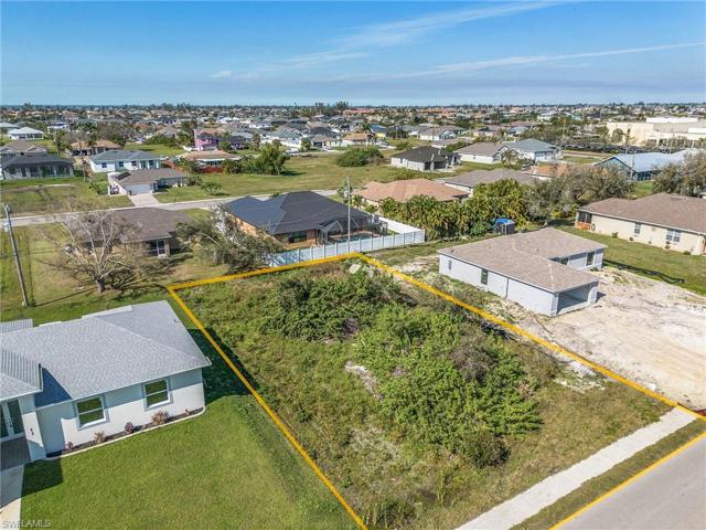 408 SW 28TH AVE, CAPE CORAL FL 33991