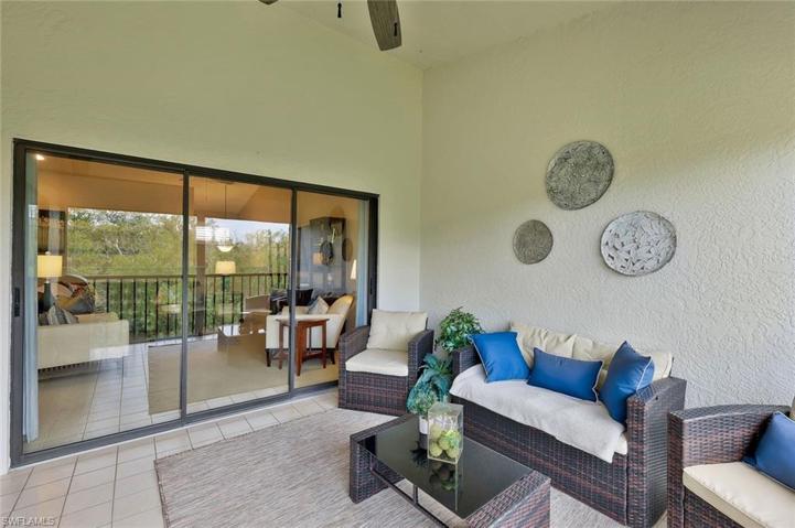 High Ceilings, Tiled, Furniture Stays Also!