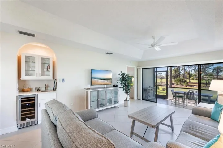 809  Augusta  BLVD, Naples, FL 34113