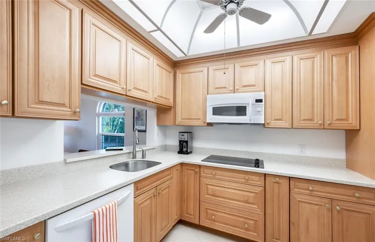 809  Augusta  BLVD, Naples, FL 34113