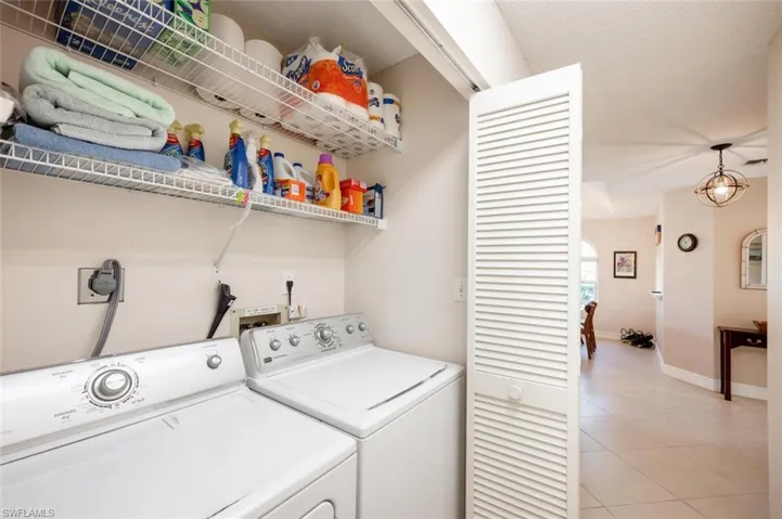 809  Augusta  BLVD, Naples, FL 34113