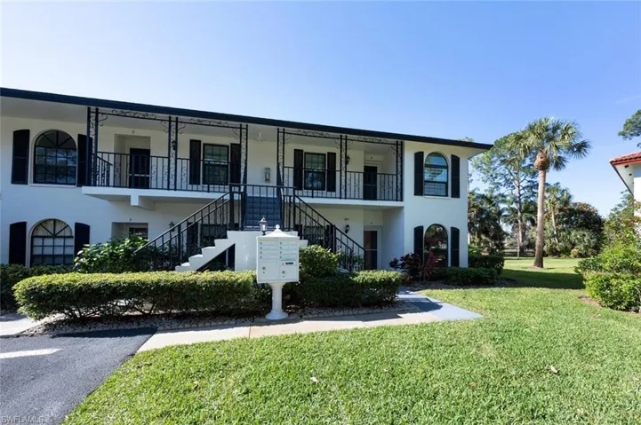 809  Augusta  BLVD, Naples, FL 34113