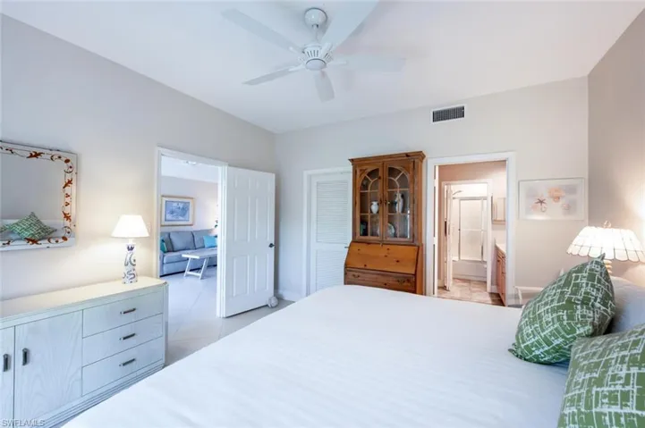809  Augusta  BLVD, Naples, FL 34113