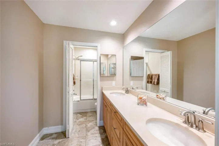 809  Augusta  BLVD, Naples, FL 34113