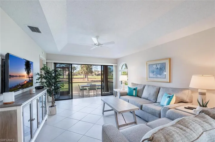 809  Augusta  BLVD, Naples, FL 34113