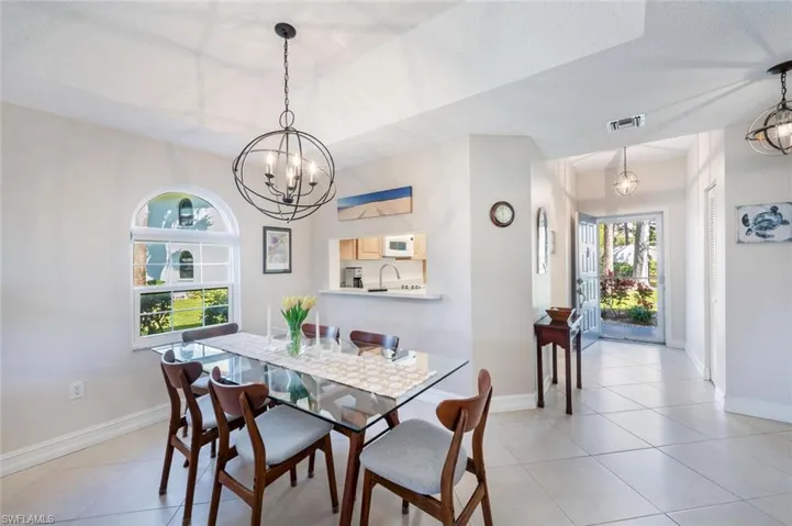 809  Augusta  BLVD, Naples, FL 34113