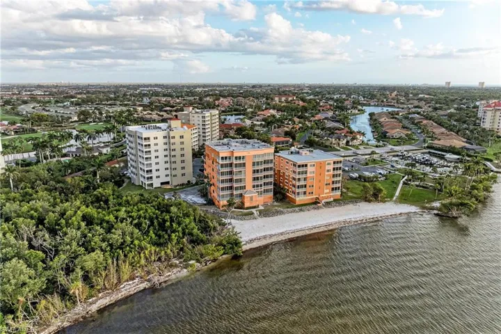 14813 Laguna Dr 401, Fort Myers, Florida 33908