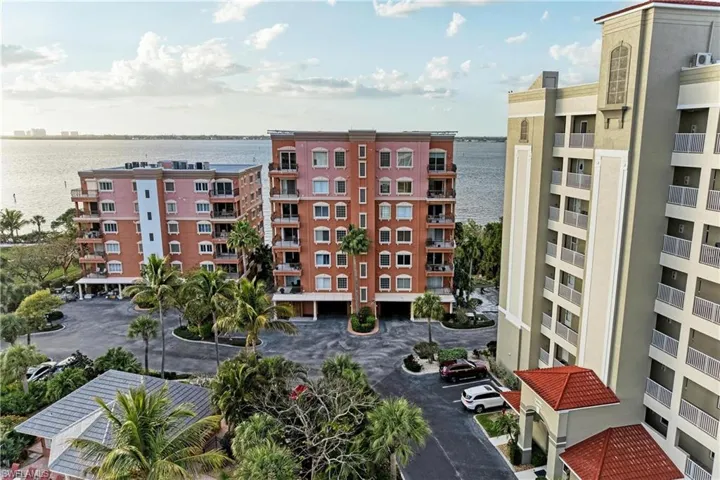 14813 Laguna Dr 401, Fort Myers, Florida 33908