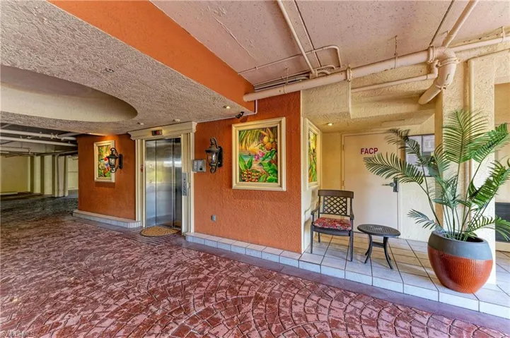 14813 Laguna Dr 401, Fort Myers, Florida 33908