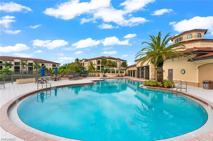 12975  Positano  CIR, Naples, FL 34105