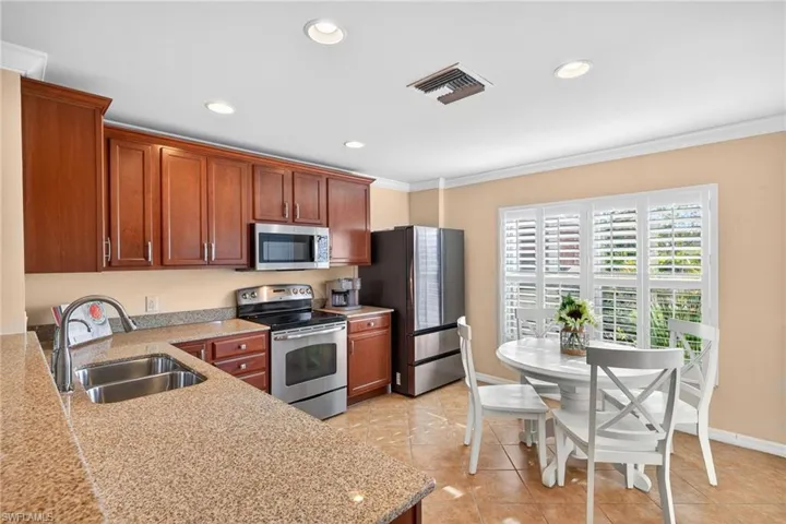 Kitchen-Granite Countertops