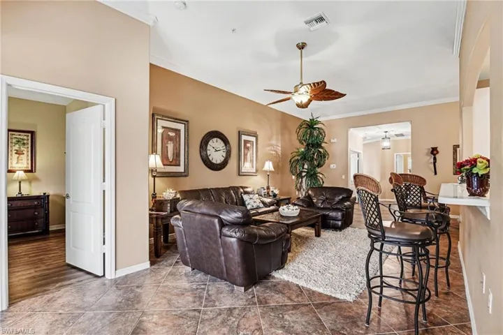 1230 Sweetwater Ln 2208, Naples, Florida 34110