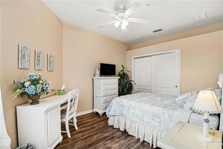 1230 Sweetwater Ln 2208, Naples, Florida 34110