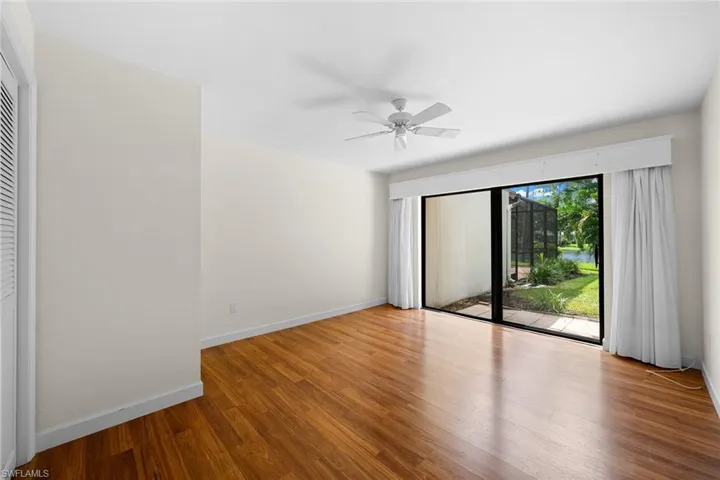 1010  Oriole  CIR, Naples, FL 34105