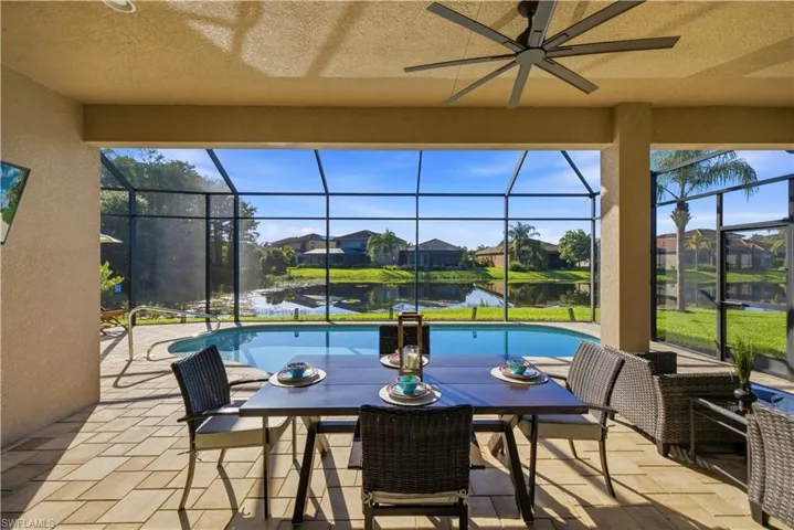 11532 Stonecreek Cir, Fort Myers, Florida 33913