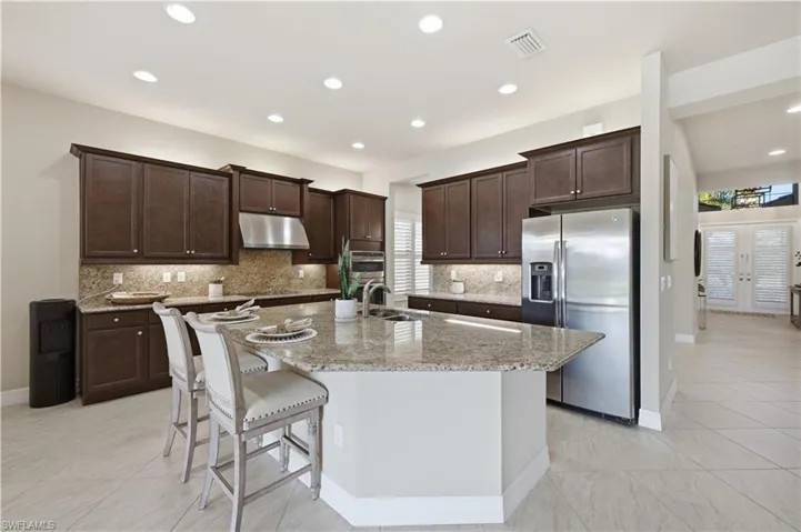 11532 Stonecreek Cir, Fort Myers, Florida 33913