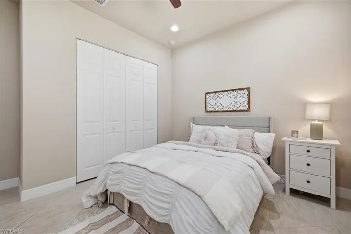 11532 Stonecreek Cir, Fort Myers, Florida 33913