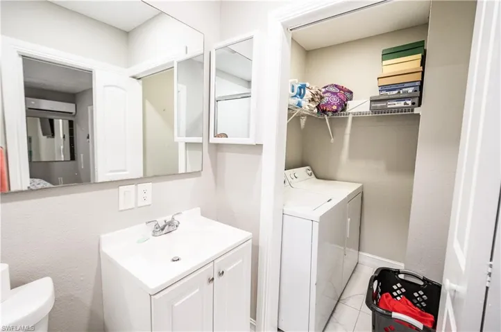 4924  20th SW PL, Naples, FL 34116