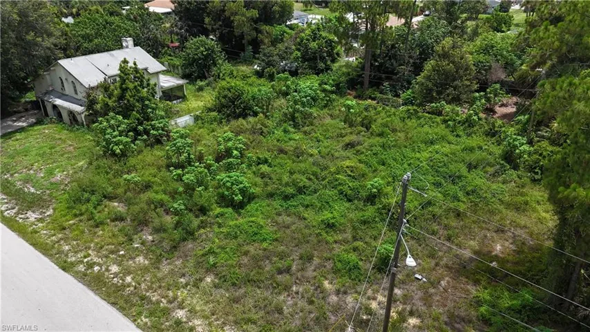420 Hamilton Ave, Lehigh Acres, Florida 33972