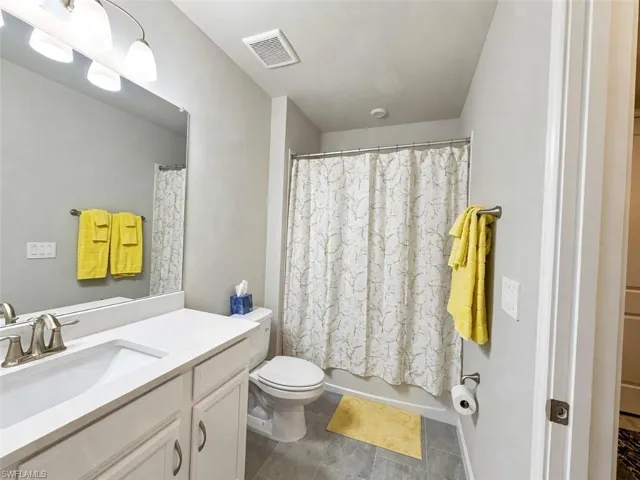 4660 Arboretum Cir 102, Naples, Florida 34112