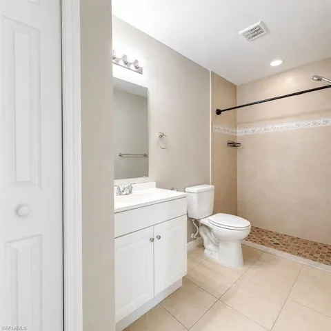 525 Se 4th Ter, Cape Coral, Florida 33990