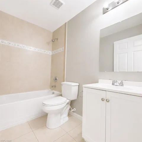 525 Se 4th Ter, Cape Coral, Florida 33990