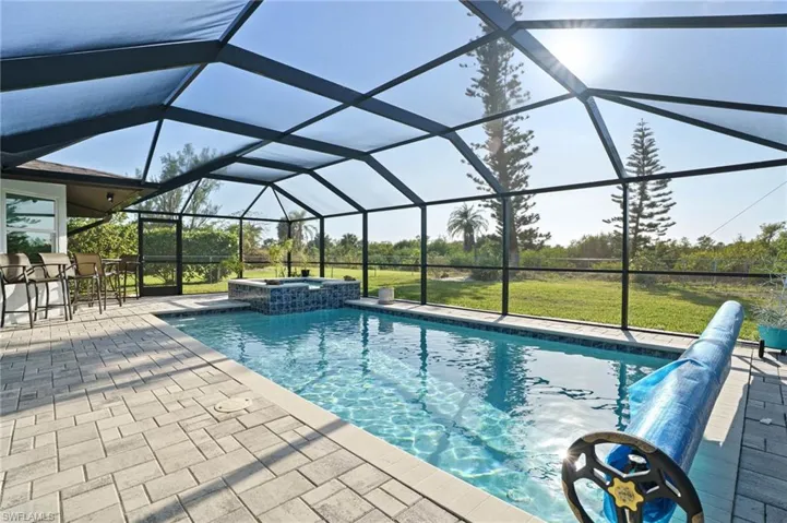 5714 Sw 1st Ct, Cape Coral, Florida 33914