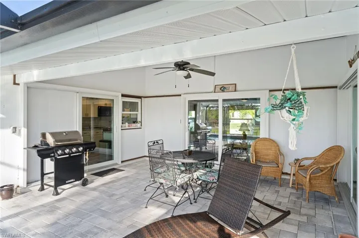 5714 Sw 1st Ct, Cape Coral, Florida 33914