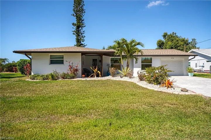 5714 Sw 1st Ct, Cape Coral, Florida 33914